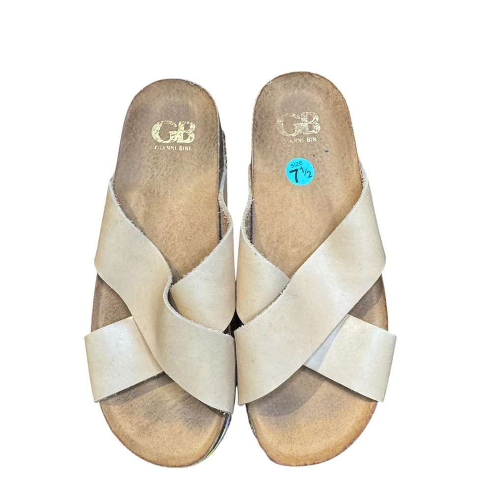 Gianni Bini Shoes Womens Size 7.5 Beige Leather Slide Wedge Studded Sandals